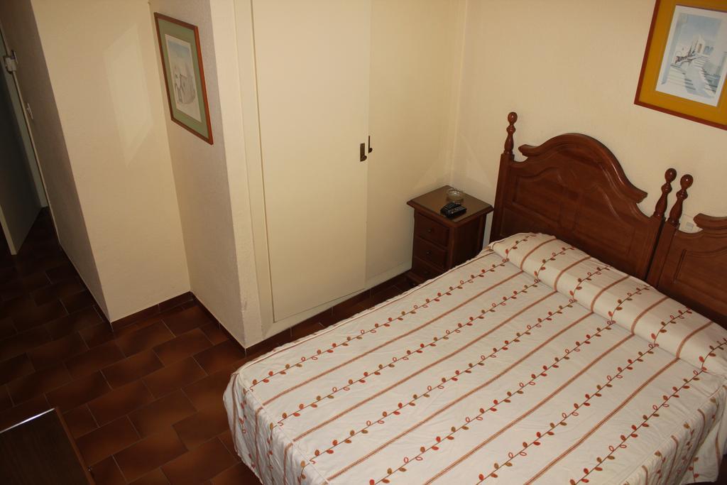 Almuñécar Hostal Andalucia מראה חיצוני תמונה