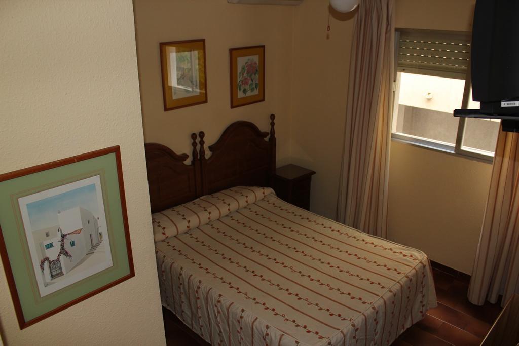 Almuñécar Hostal Andalucia מראה חיצוני תמונה