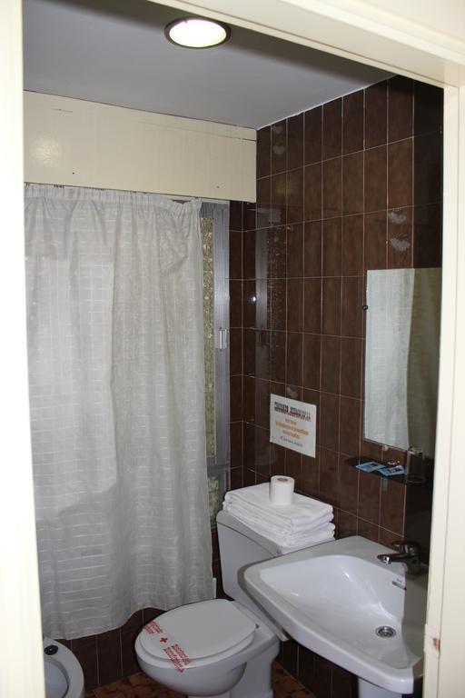 Almuñécar Hostal Andalucia מראה חיצוני תמונה