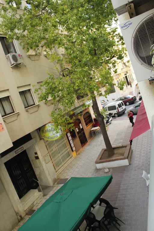 Almuñécar Hostal Andalucia מראה חיצוני תמונה